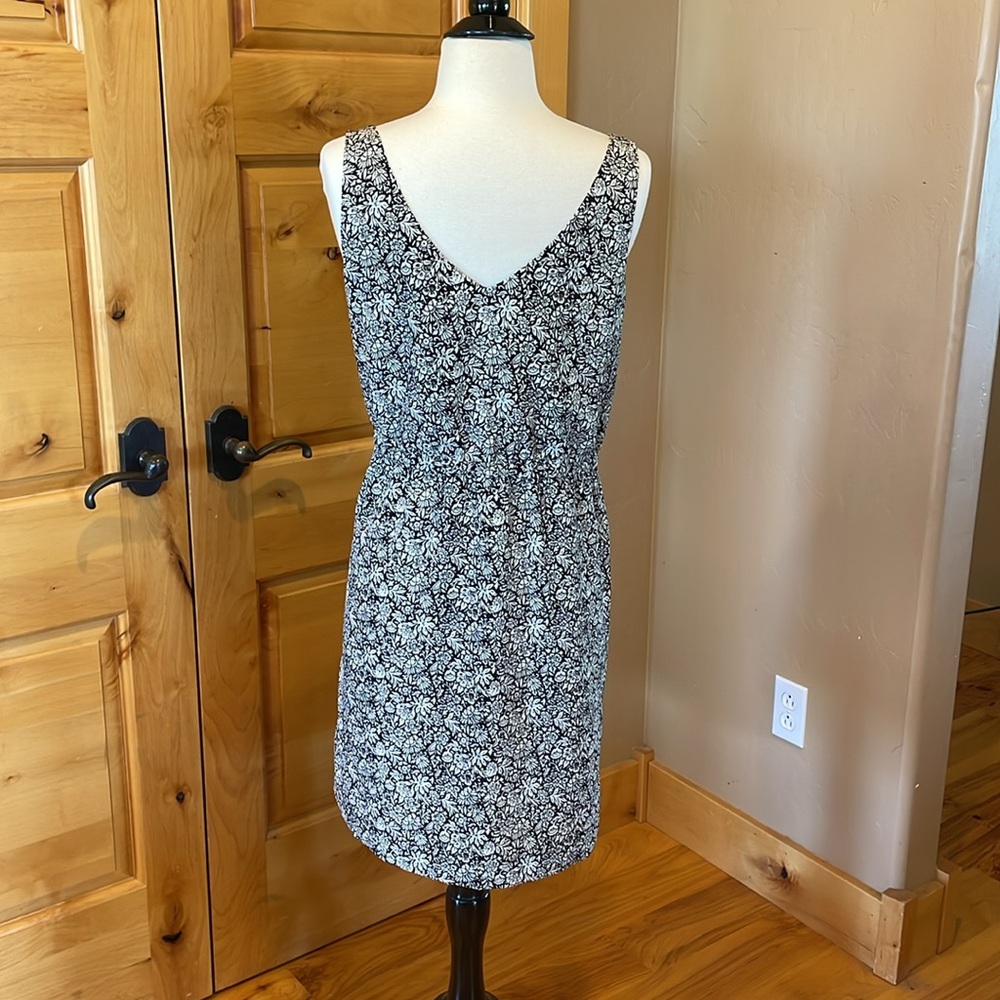 Loft Floral Pattern Shift Dress - image 3